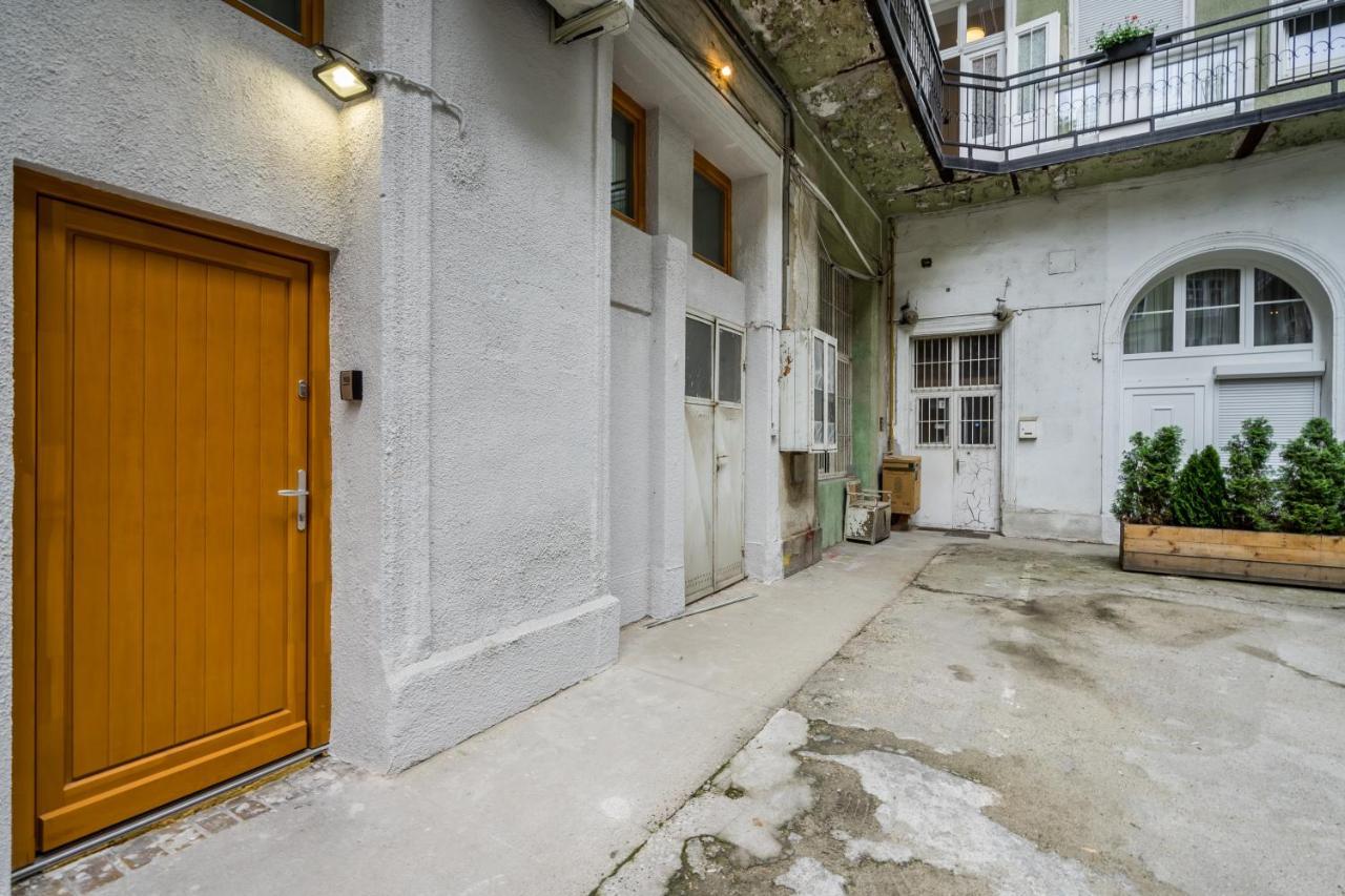Colorful Designer Home In The Heart Of 布达佩斯 外观 照片